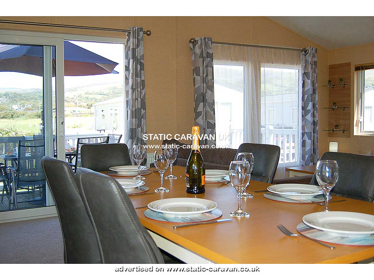 Caravan holiday rental Morannedd Lodge at Barmouth Bay, Tal-y-bont, Gwynedd, West Wales