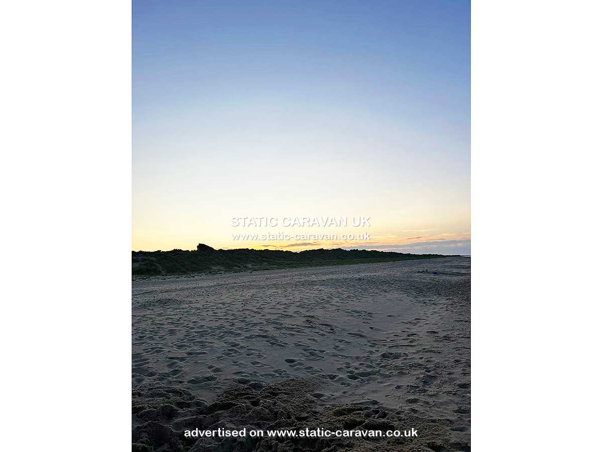 Caravan for hire Hemsby Caravan Hire at Long Beach Park, Hemsby, Great Yarmouth, Norfolk