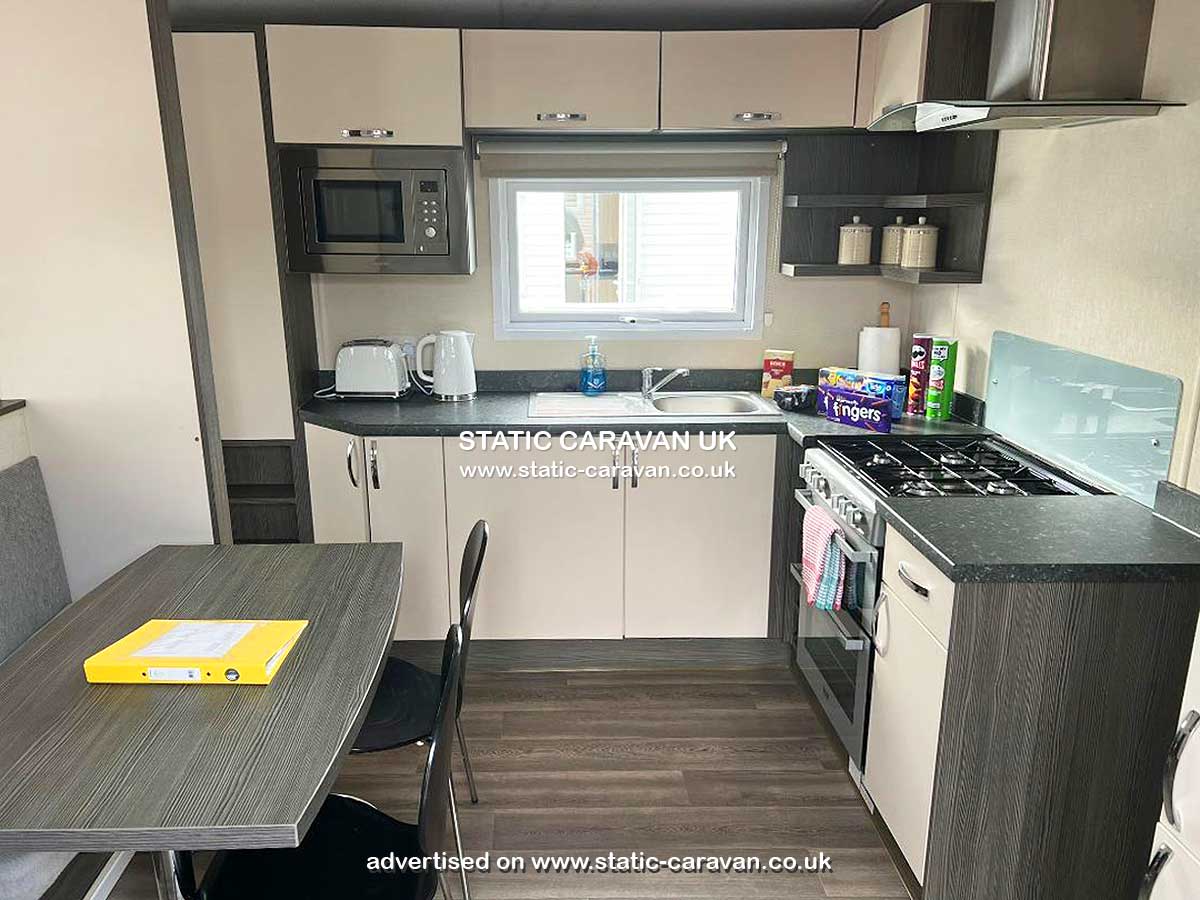 Caravan for hire Hedge End at Bowleaze Cove, Weymouth, Dorset