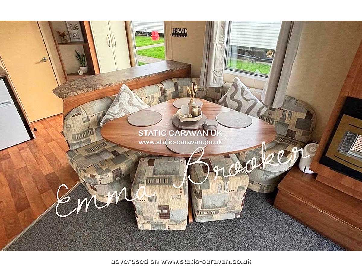 Caravan for hire Lapwing 17 at Cayton Bay, Scarborough, North Yorkshire