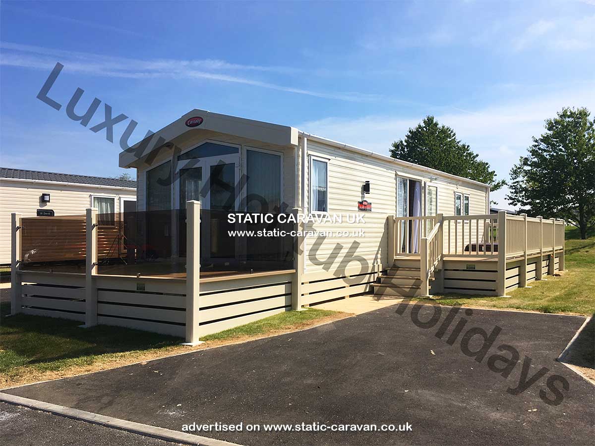 Caravan for hire 30 Merlin Point at Tattershall Lakes, Lincolnshire