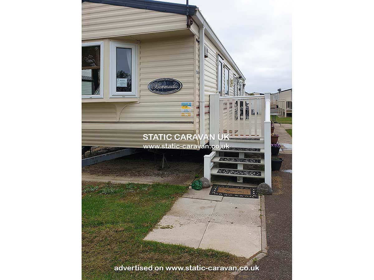 Static Caravan for hire at Cedars Avenue, Golden Sands, Mablethorpe, Lincolnshire
