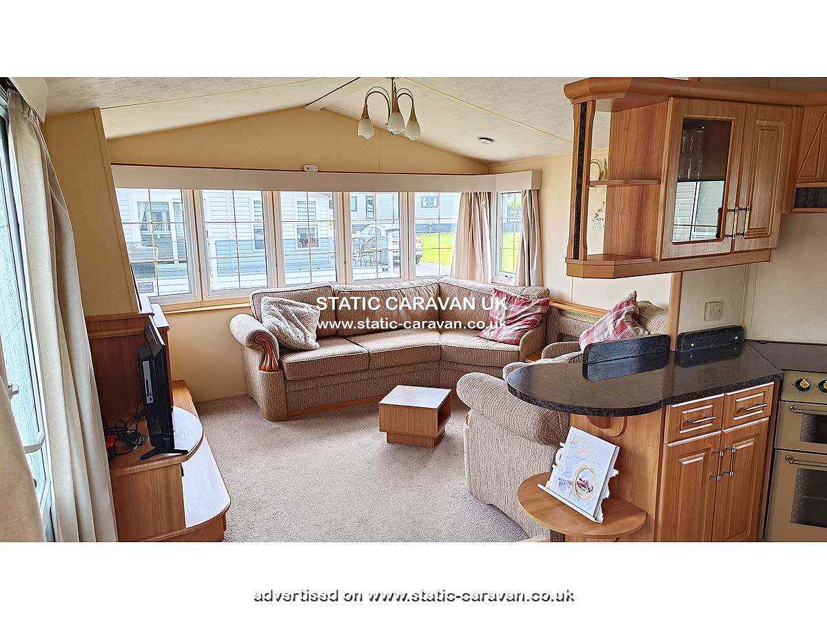 Caravan for hire Finch 33 at Cayton Bay, Scarborough, North Yorkshire