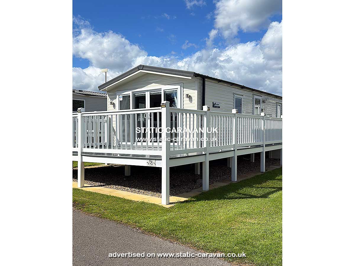 Static Caravan for hire at Number 5 Finch, Cayton Bay, Scarborough, North Yorkshire