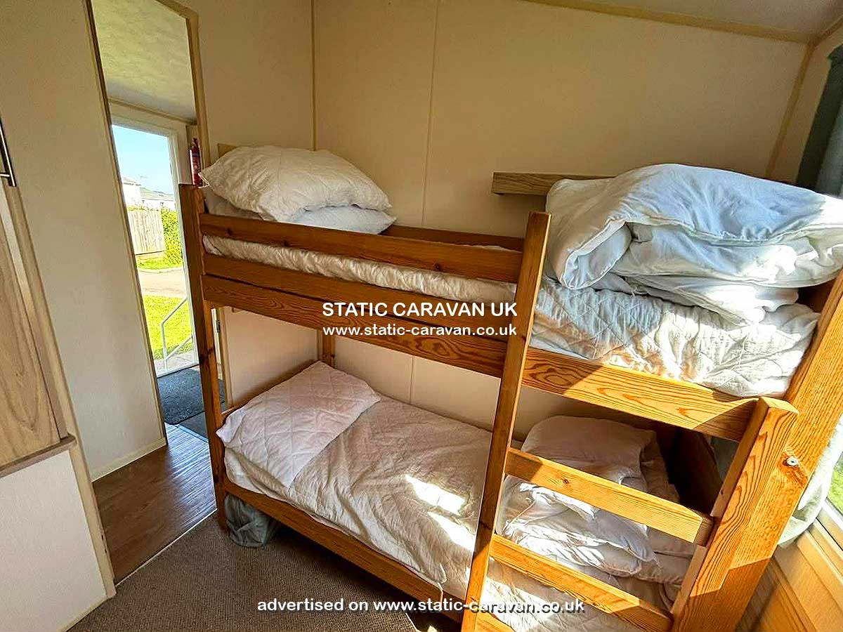 Caravan for hire 32 Karo Place at Devon Cliffs, Sandy Bay, Exmouth, Devon