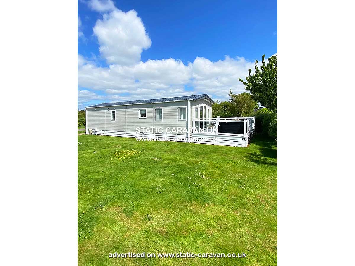 Caravan for hire Chewton Meadow at Hoburne Naish, New Milton, Hampshire