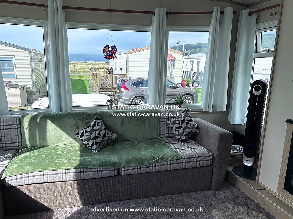 Caravan holiday rental 28 Captains Lane at Sunbeach, Llwyngwril, Nr Barmouth, Gwynedd, West Wales