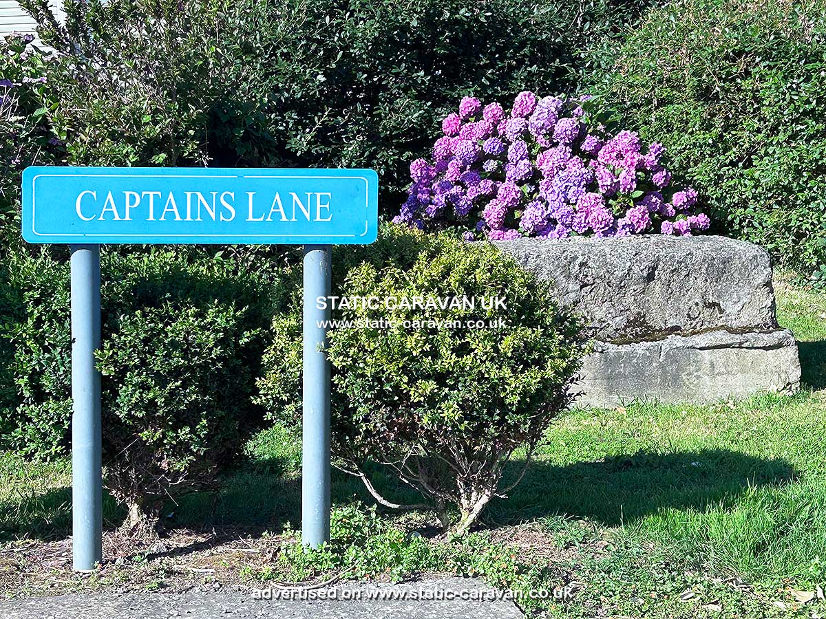 Caravan holiday rental 28 Captains Lane at Sunbeach, Llwyngwril, Nr Barmouth, Gwynedd, West Wales