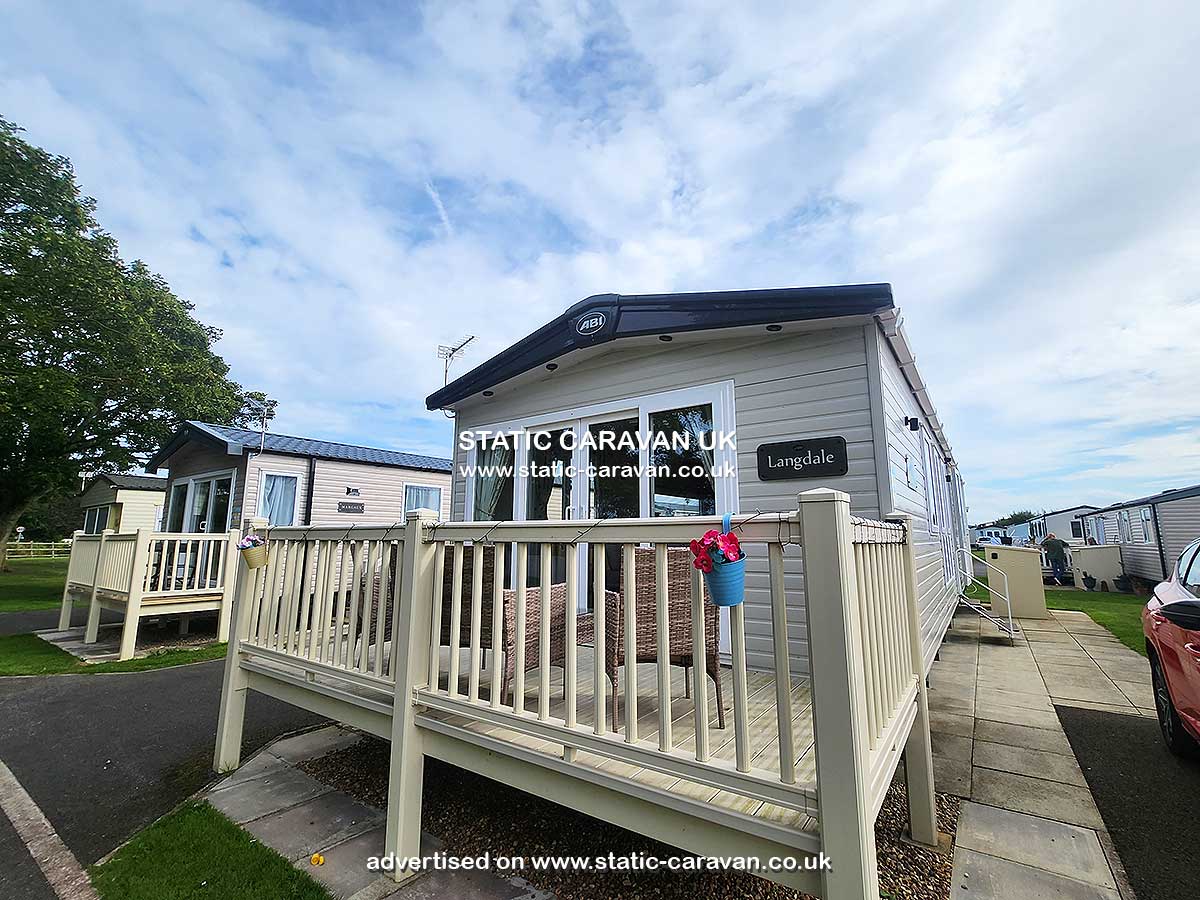 Caravan holiday rental Cedar Avenue at Golden Sands, Mablethorpe, Lincolnshire