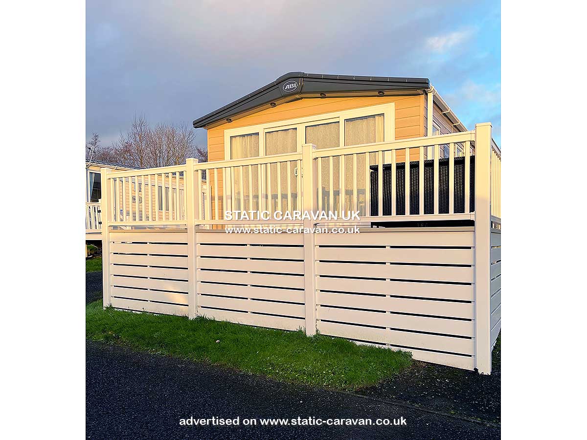 Caravan holiday rental 54 Manor Park (Beaumont) at Wemyss Bay, Renfrewshire, Scotland