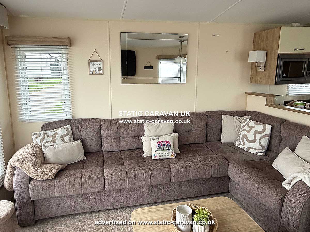 Caravan for hire St Austell 16 at Liskey Hill, Perranporth, Cornwall
