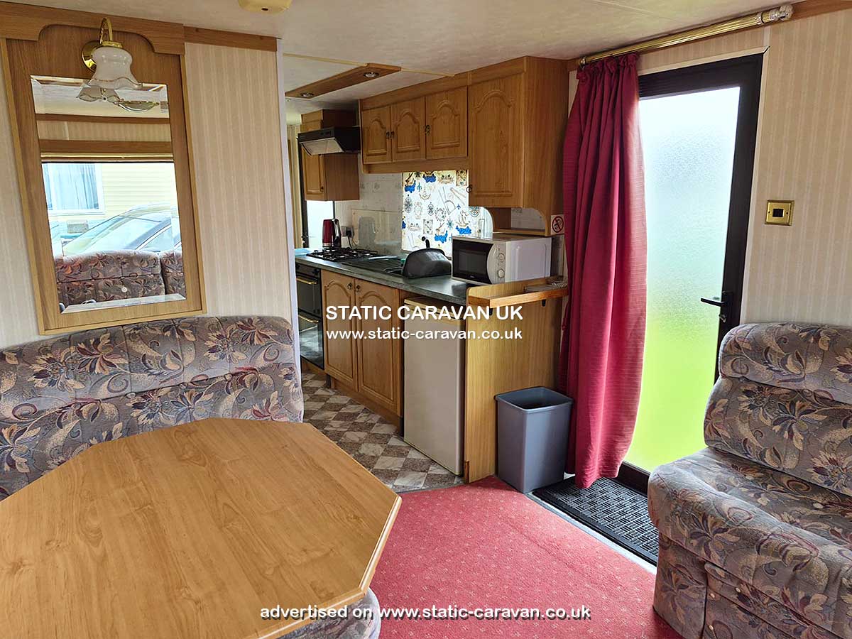Caravan for hire R2 at Lowfield Farm, Filey, Scarborough, North Yorkshire