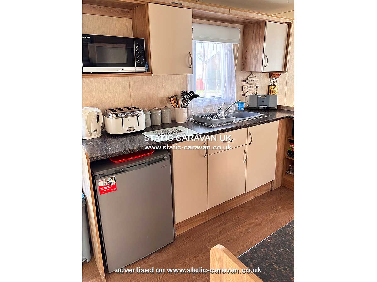 Caravan for hire 16 Oak Apple Lane at Lyons Abbeyffordd, Towyn, Abergele, Conwy, North Wales