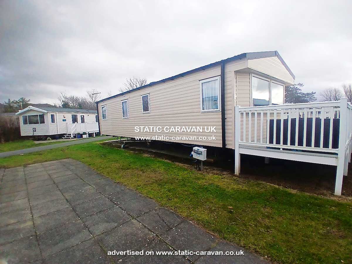 Caravan for hire 39 Cader Court at Lyons Sunnysands, Tal-y-bont, Barmouth, Gwynedd, West Wales