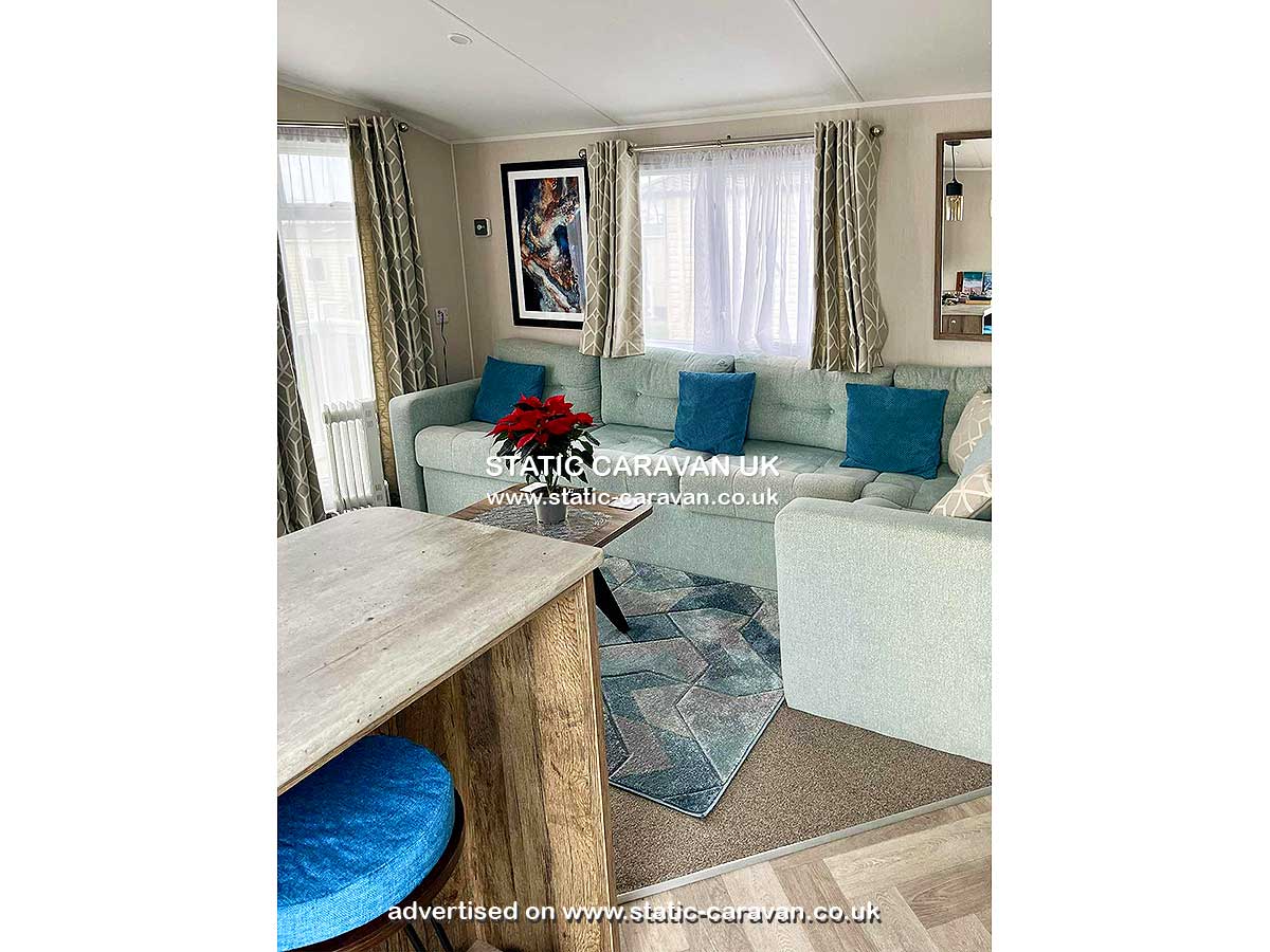 Caravan for hire Sandringham 105 at Manor Park, Hunstanton, Norfolk