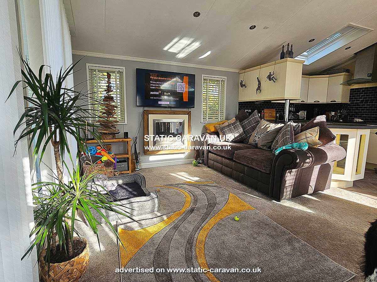 Caravan holiday rental 360 Seabreeze at Shorefield Country Park, Milford on Sea, Hampshire