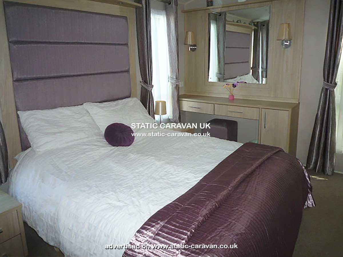 Caravan for hire Kestrel at Pinewoods, Wells-next-the-sea, Norfolk