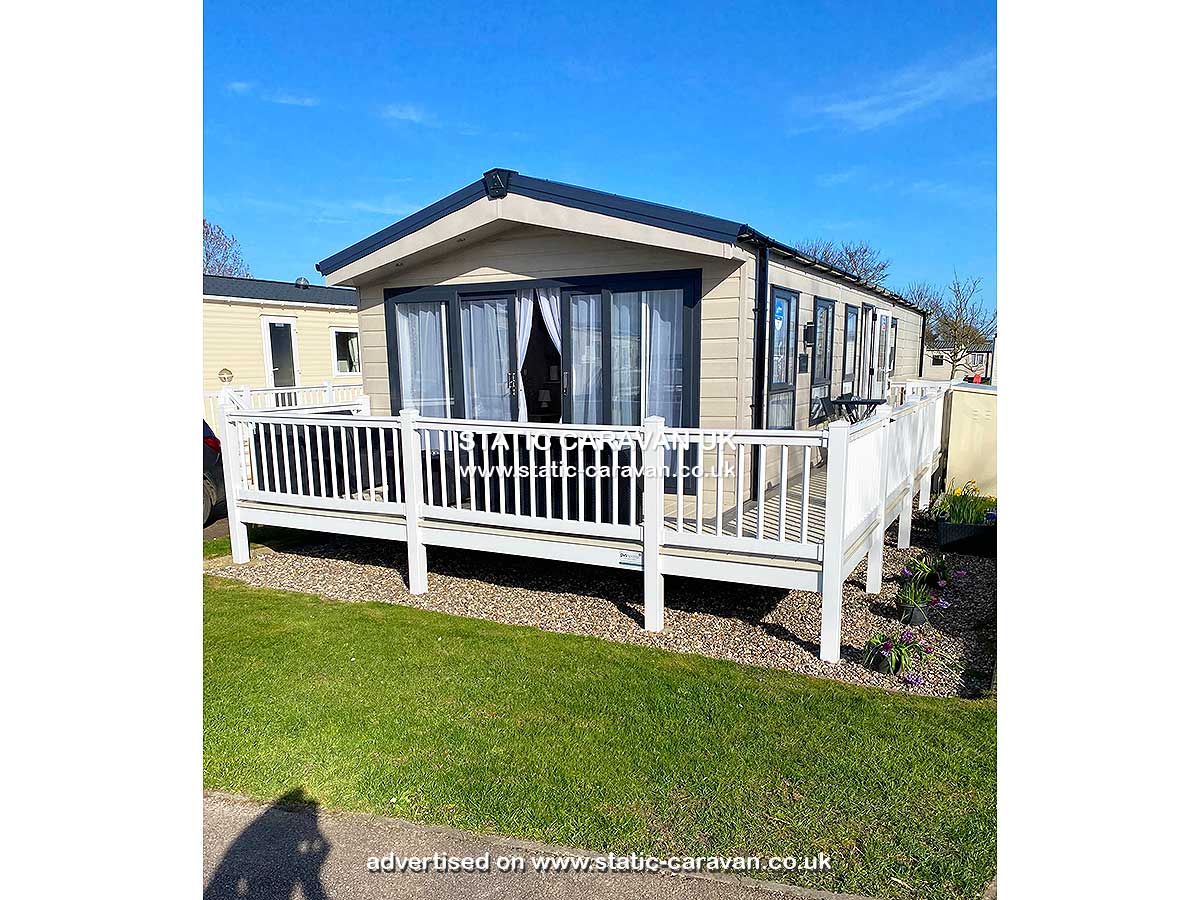 Caravan holiday rental Clipper at Seashore, Great Yarmouth, Norfolk