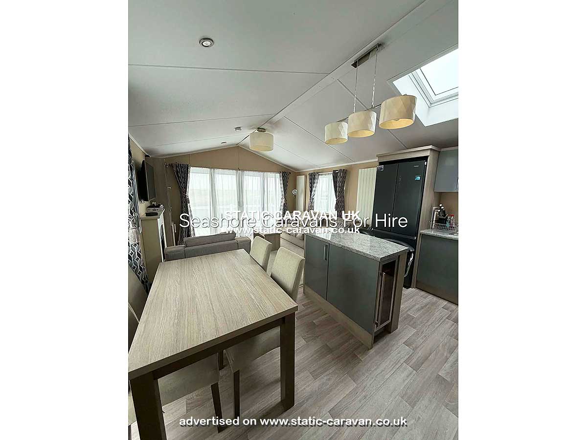 Caravan for hire The Hamilton Lodge - Seaview - Front Row - No Pets at Seashore, Great Yarmouth, Norfolk