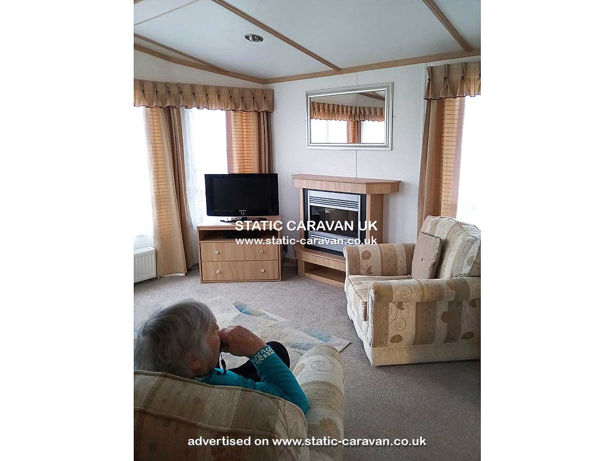 Caravan for hire Golden Beaches at Golden Anchor, Chapel St Leonards, Skegness, Lincolnshire
